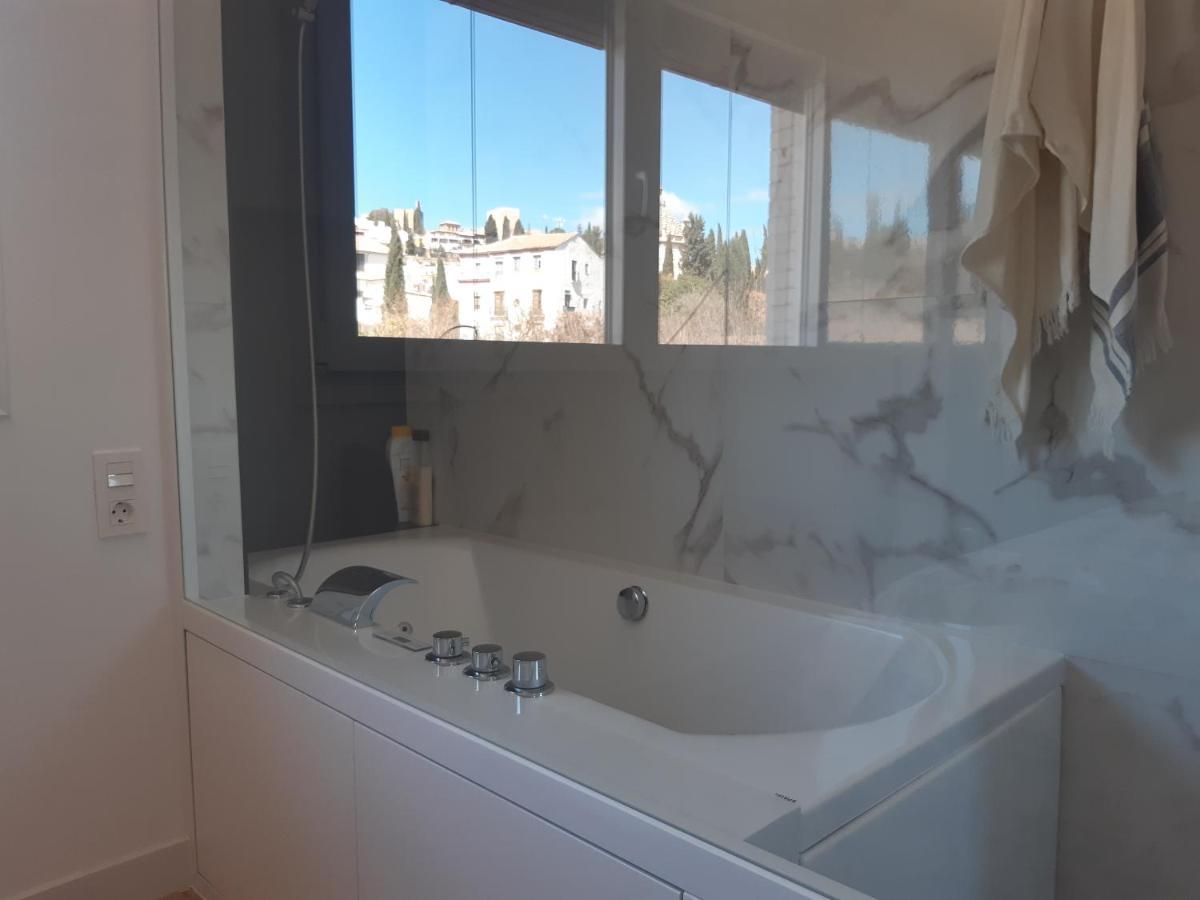 Habitacion Con Bano Privado Y Vistas Granada Exterior foto